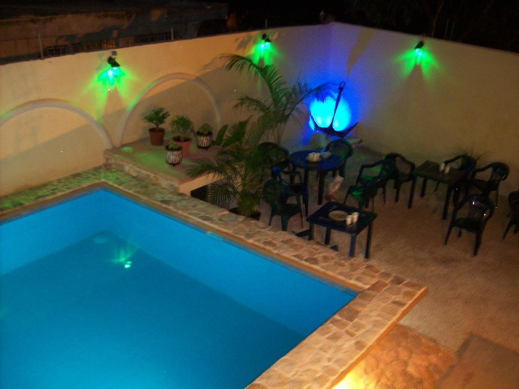 Hotel Posada La Regia Чампотон Екстер'єр фото