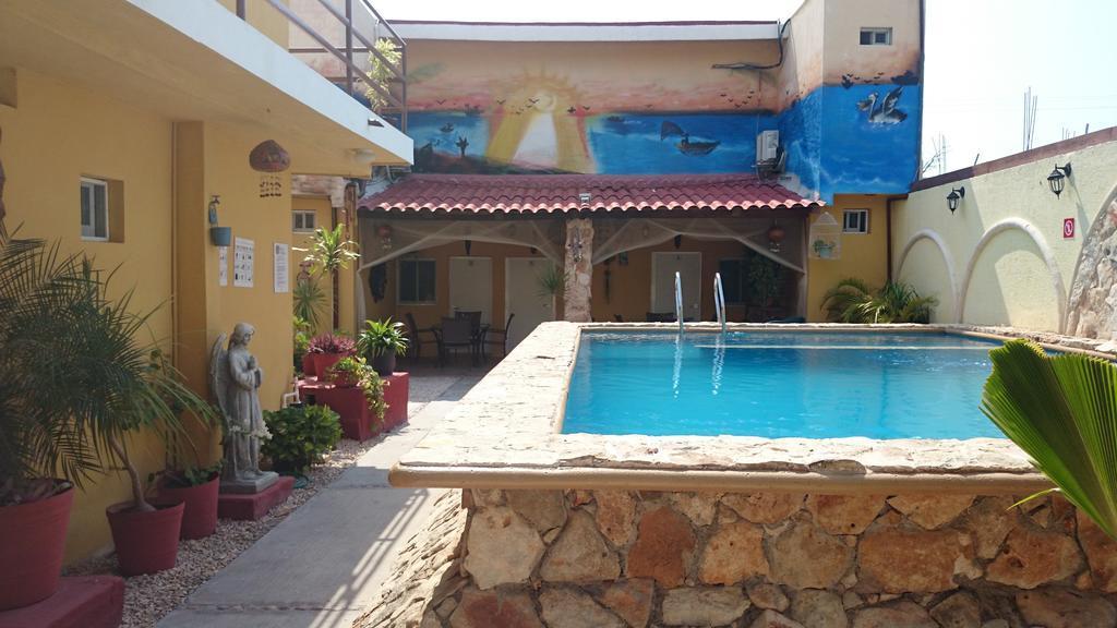 Hotel Posada La Regia Чампотон Екстер'єр фото